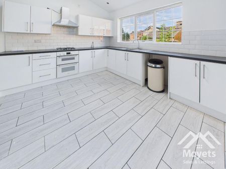 3 bedroom terraced house to rent - Photo 4