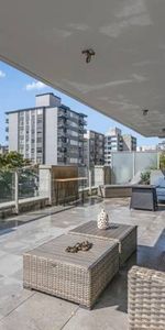 2 Bed 2 Bath Luxury Unit Large Balcony - Photo 4