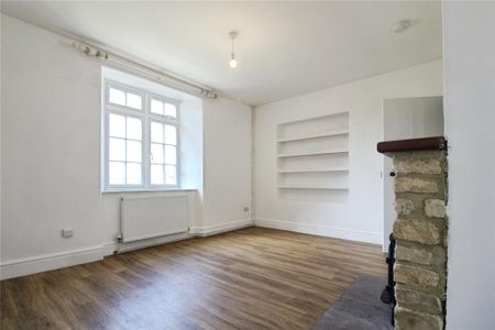 4 bedroom detached house to rent - Photo 2