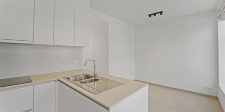 Duplex te huur in Kortrijk voor € 950 met 2 slaapkamers - Foto 4