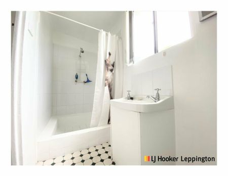 SPACIOUS GRANNY FLAT - Photo 3