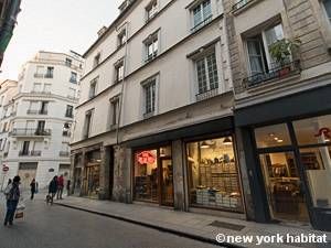 Logement à Paris, Location meublée - Photo 5