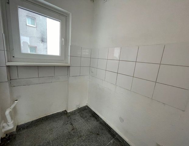 Helle 1-Zimmerwohnung mit Balkon - Foto 1