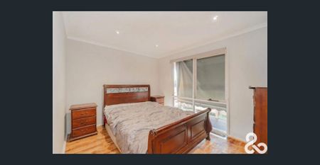 Spacious Family Home - Photo 2