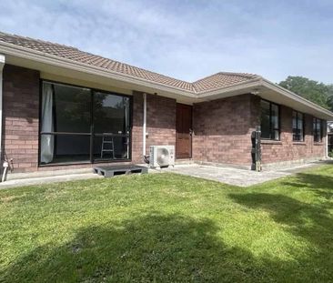 Family Home in Opawa! - Photo 2