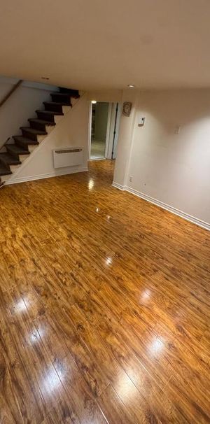 GRAND 6 1/2 à louer - Photo 1