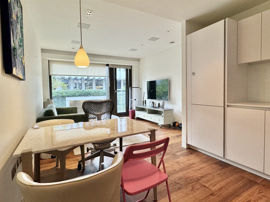 Wood Street, London - Photo 1