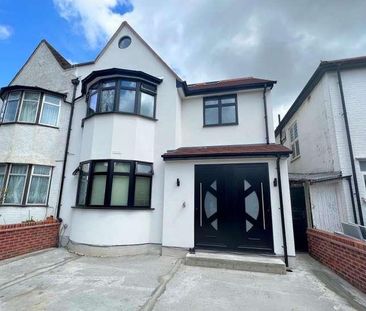 Hervey Close, Finchley, N3 - Photo 4