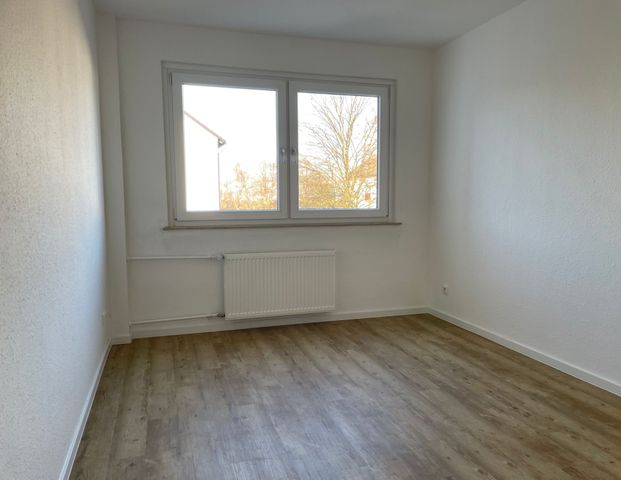Modernisierte 3-Zi.-Whg. mit Balkon in angrenzender Nähe zu E-Haarzopf! - Photo 1