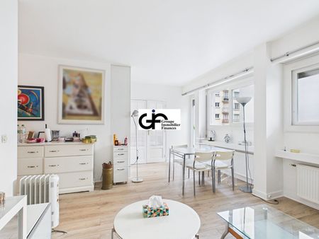 Location Appartement 2 pièces 38m² PARIS 16ème - Photo 2