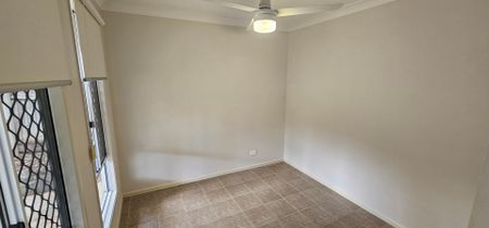 Low Maintenance 2 Bedroom Home - Photo 2