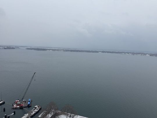 For Lease - 33 HARBOUR Square Unit# 3221, Toronto, Ontario - Photo 1