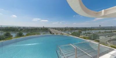DANUBE FLATS | 42nd floor with breathtaking panoramic views | Exclusive living in Vienna's tallest residential tower! - Photo 3
