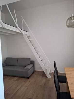 Huszár utca - Fotó 1