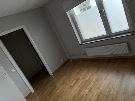 Söra Skolväg, Åkersberga - Photo 2