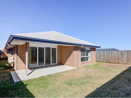 18 Rosewood Circuit, Yarrabilba, QLD - Photo 2