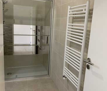 Location Appartement 2 pièces 43m² - Photo 4