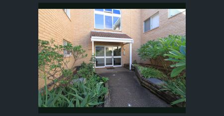 Budget-Friendly Living in Sans Souci! - Photo 4