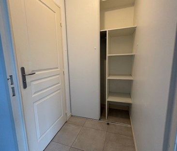 Location Appartement 4 pièces 79m² PESSAC 33600 - Photo 2