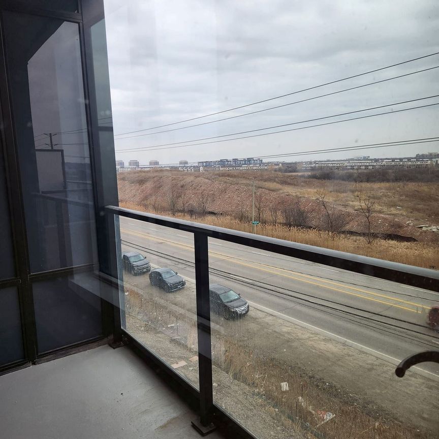 For Lease - 3220 William Coltson Avenue Unit# 413, Oakville, Ontario - Photo 1