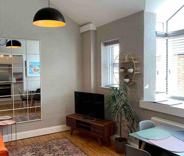 1 bedroom flat to rent - Photo 6