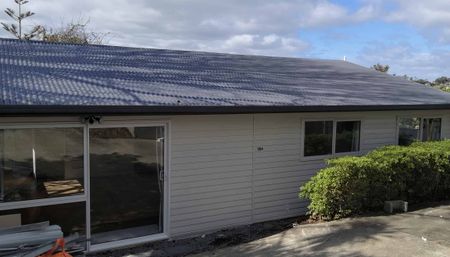 4 Bedrooms Home in Westlake Zone - Photo 4