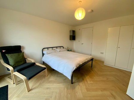 Courtney Road, Kingswood - Photo 2