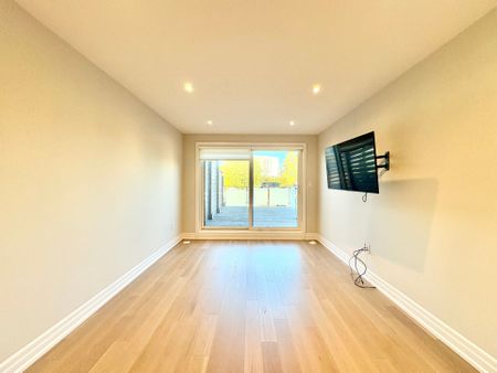 For Lease - 267 Symington Avenue, Toronto, Ontario - Photo 3