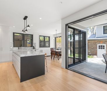 25 Alfred St, Rozelle NSW 2039 - House For Rent | Domain - Photo 3