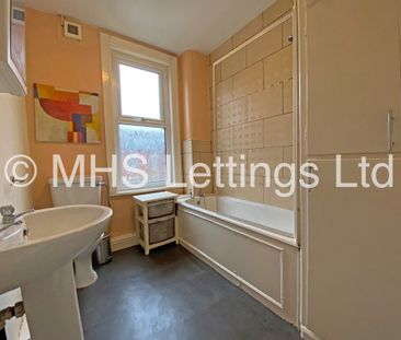 7 Martin Terrace, Leeds, LS4 2JY - Photo 5