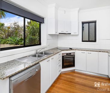 Beautifully Presented Townhouse in Gerringong - Photo 4