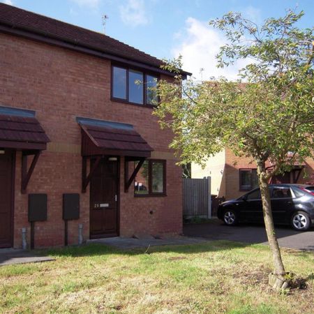 2 bedroom semi-detached house to rent - Photo 4