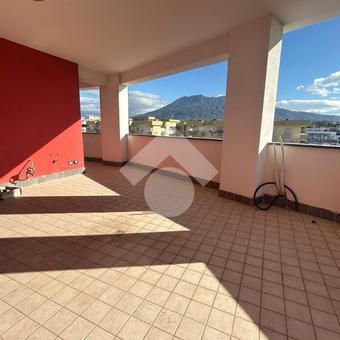 Quadrilocale in affitto - Photo 1