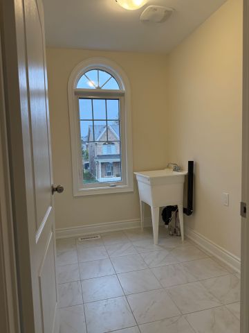 For Lease - 29 North Garden Boulevard, Scugog, Ontario - Photo 3