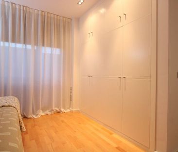 4 room luxury Semidetached House for rent in La Pobla de Vallbona, ... - Foto 2