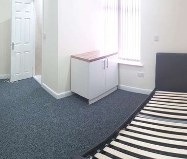 Brand New En-Suite Rooms Near Russell's Hall Hospital - Photo 5