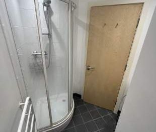 2 bedroom property to rent in Bradford - Photo 4