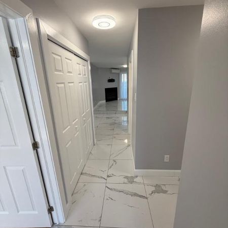 4 1/2 - LAVAL - IMMEDIATE - COMPLETEMENT RENOVE - Photo 3