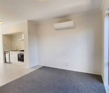 Westgate, 2 Bedrooms, $590 - Photo 1