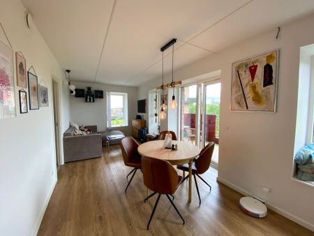 Stor 2-værelses i nybyg med altan - Photo 2