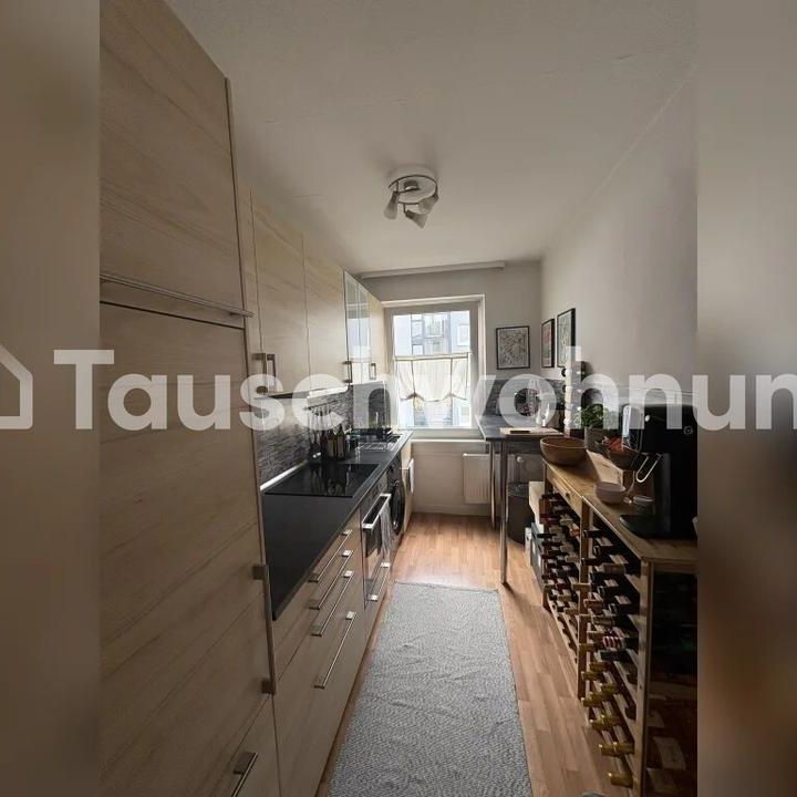 TAUSCHWOHNUNG Schöne 2-ZKB Wohnung in bester Lage mit Balkon - Photo 1
