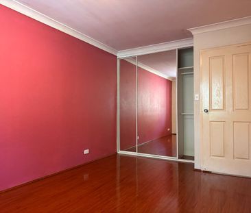 GROUND FLOOR 2 BEDROOM UNIT - Photo 3