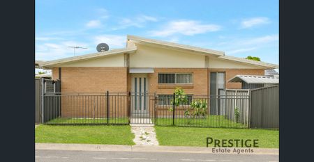 Neat & Tidy Family Residence - Photo 3