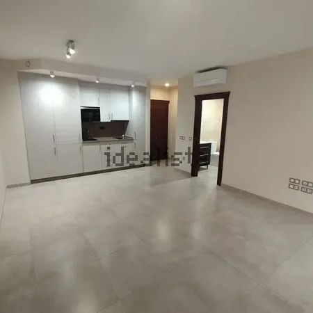 Alquiler de piso en Calle Doctor Fleming - Photo 1