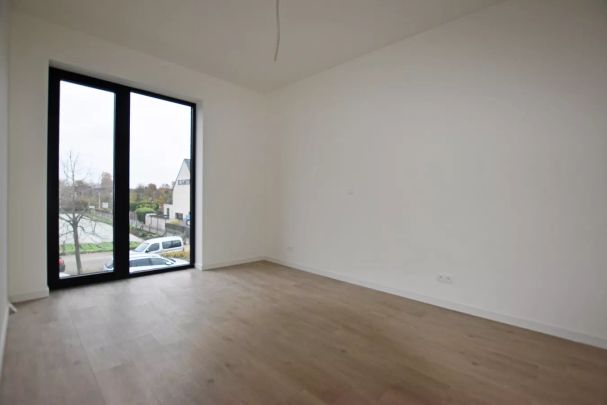 Prachtig appartement met 2 slaapkamers & terras te Wijnegem. - Foto 1