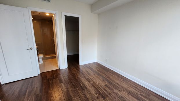 For Lease - 5 Sheppard Avenue Unit# 2225, Toronto, Ontario - Photo 1