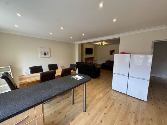 Albemarle Road, South Bank - P10013 - Photo 1