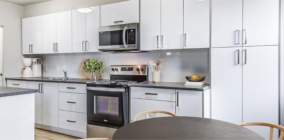 Upper Canada Drive - Photo 2