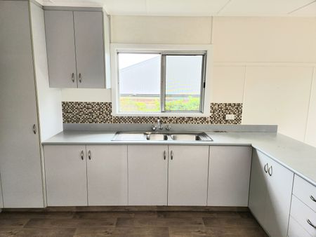 1 Corser Street, Centenary Heights QLD 4350 - House For Rent | Domain - Photo 3