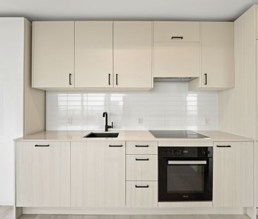 For Lease - 1 Quarrington Lane Unit# 3807, Toronto, Ontario - Photo 6